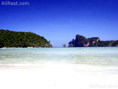Phi Phi Island Cabana Hotel 15